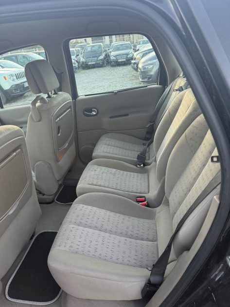 Renault Scenic 2.0 i 136 ch Garantie 