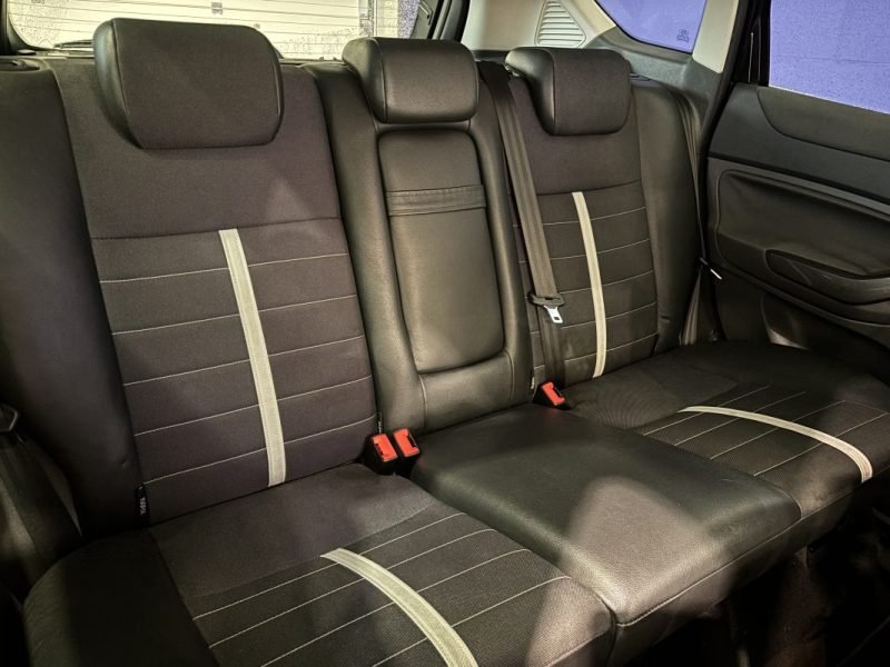 Ford Kuga 2.0 TDCi 163ch 4x4 Titanium - Vidange de boite et distribution faites