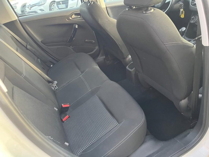 PEUGEOT 208 1.6 HDI 75CV PREMIUM 