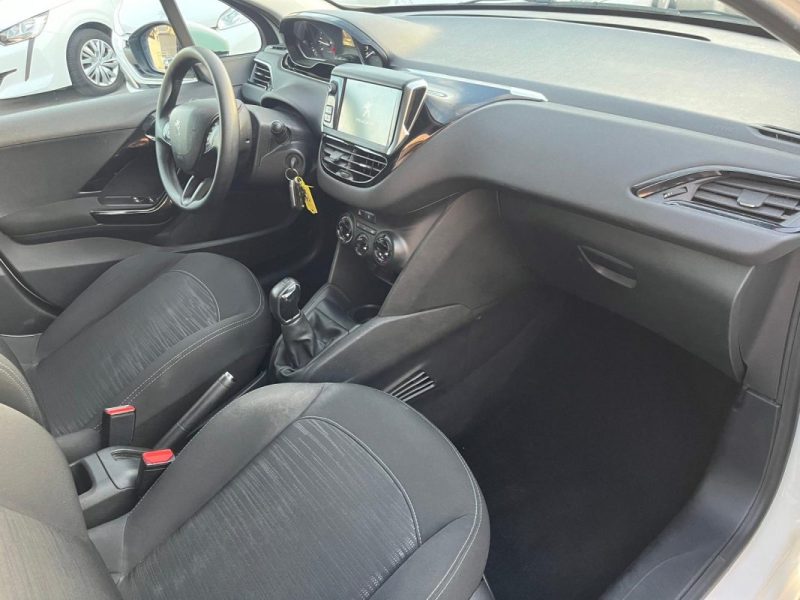 PEUGEOT 208 1.6 HDI 75CV PREMIUM 