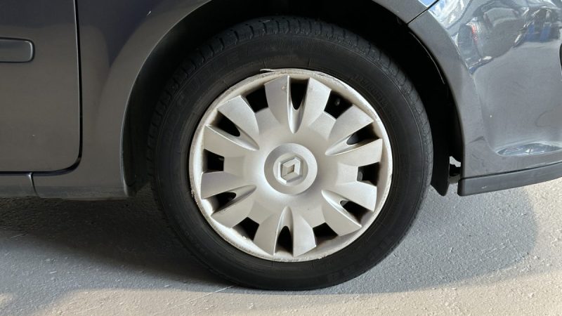 Renault Clio 3 1.5 dCi 85ch Expression - Dossier de factures