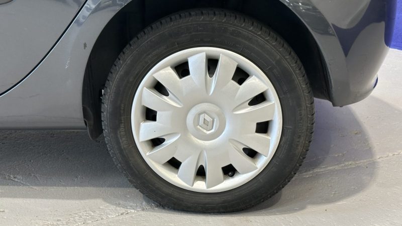 Renault Clio 3 1.5 dCi 85ch Expression - Dossier de factures