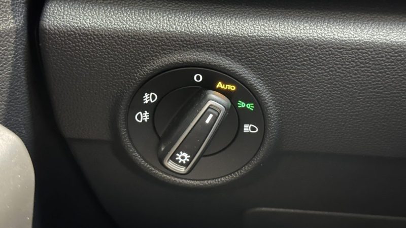 Volkswagen T-Roc 2.0 TDI 150ch R-Line Edition DSG7 - Sièges chauffants - Carplay