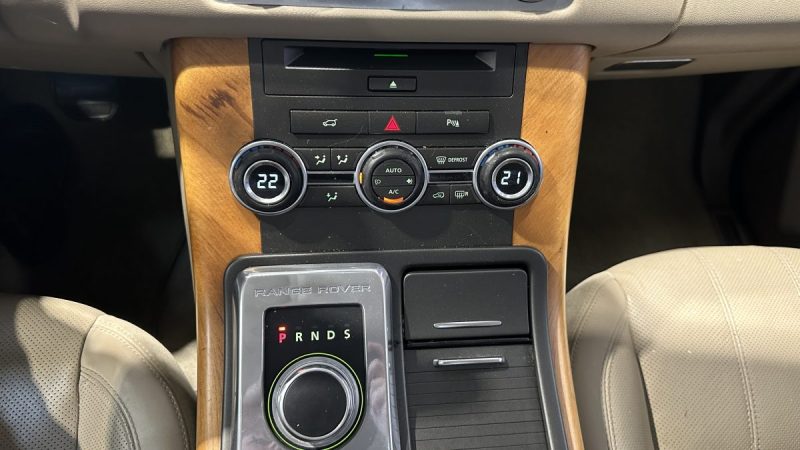 Range Rover Sport 3.0 TDV6 256ch HSE - Moteur remplacé - Amortisseurs neufs