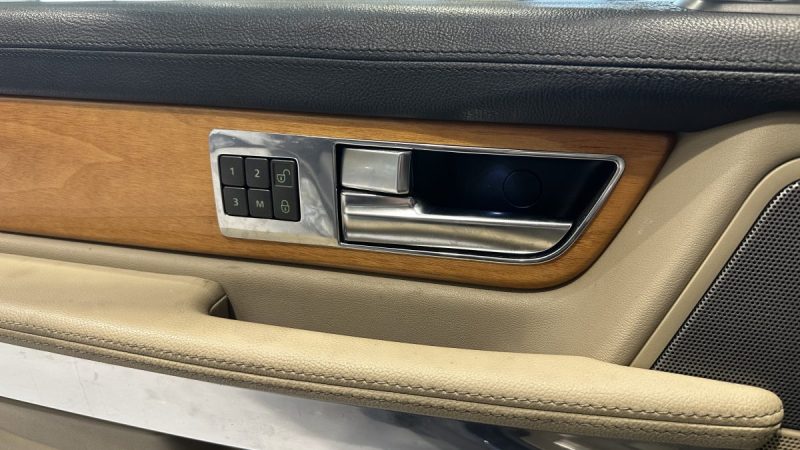 Range Rover Sport 3.0 TDV6 256ch HSE - Moteur remplacé - Amortisseurs neufs