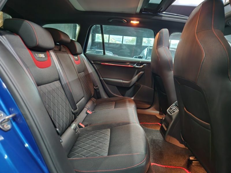 SKODA OCTAVIA Combi RS 2.0 TSi 245 DSG*PANO*ACC*CAMERA*19P*