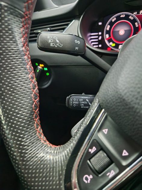 SKODA OCTAVIA Combi RS 2.0 TSi 245 DSG*PANO*ACC*CAMERA*19P*