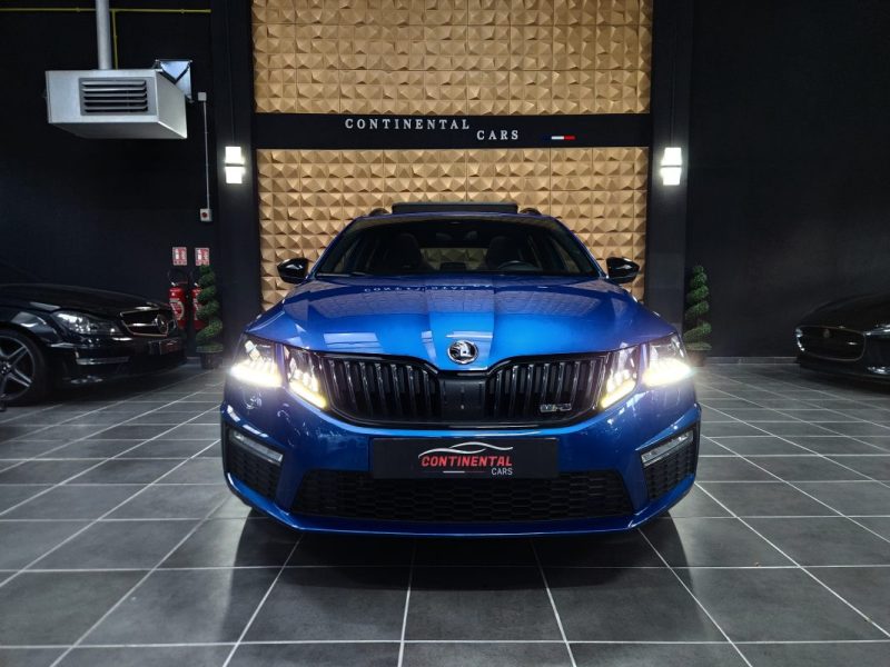 SKODA OCTAVIA Combi RS 2.0 TSi 245 DSG*PANO*ACC*CAMERA*19P*