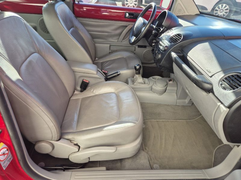 VOLKSWAGEN NEW BEETLE 1.9 TDI 105 2007