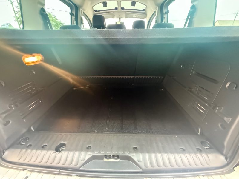 RENAULT KANGOO 2 EXTREM  - 1.2I TCE 115CV 16V 2018 TOIT OUVRANT 