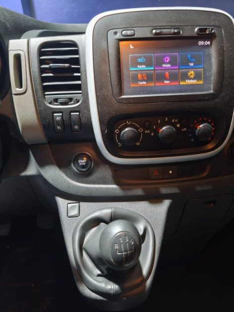 RENAULT RENAULT TRAFIC 3 L2 1.6 DCI 125 CV VERSION 9 PLACES OU VAN AMENAGE  L2 1.6 DCI 125CH ENERGY LIFE 9 PLACES 2016