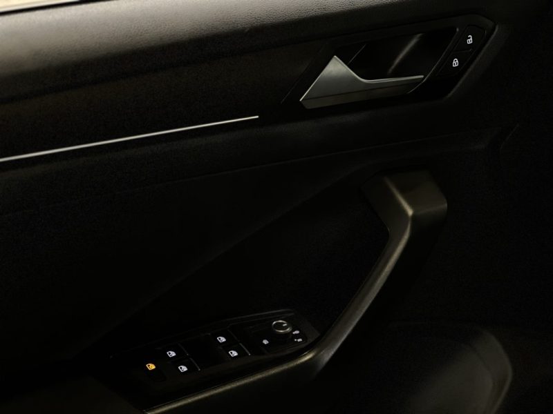 VOLKSWAGEN T-ROC 1.5 TSI 150CH R-LINE DSG 