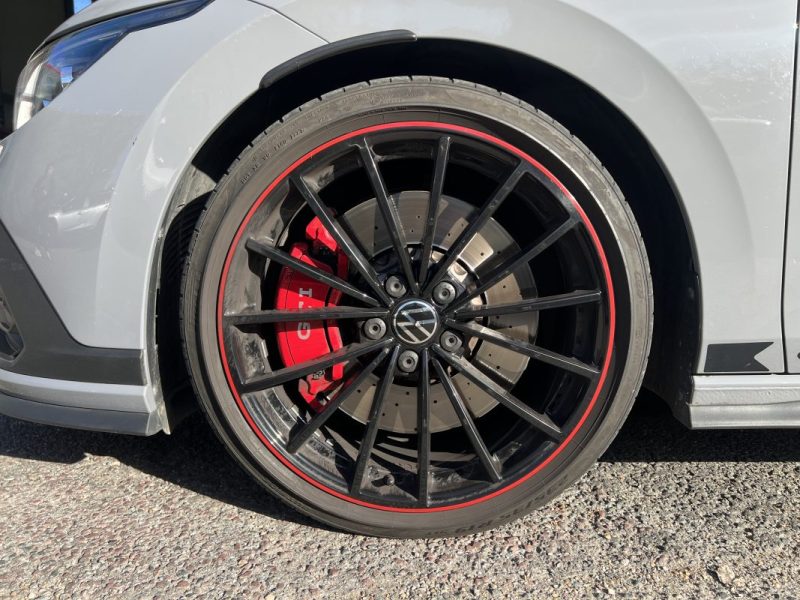 VOLKSWAGEN GOLF 2.0 TSI 300CH GTI CLUBSPORT EDITION 45 DSG7 - AKRAPOVIC / TOIT OUVRANT / HARMAN KARDON 