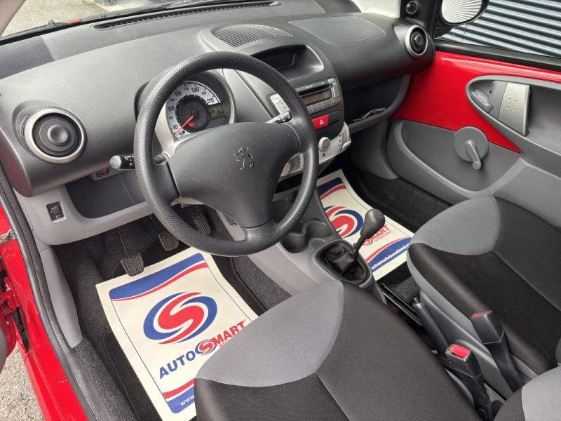 PEUGEOT 107 1.0 68CH 3P 2EME MAIN / SUIVI COMPLET PEUGEOT / MOTEUR A CHAINE 