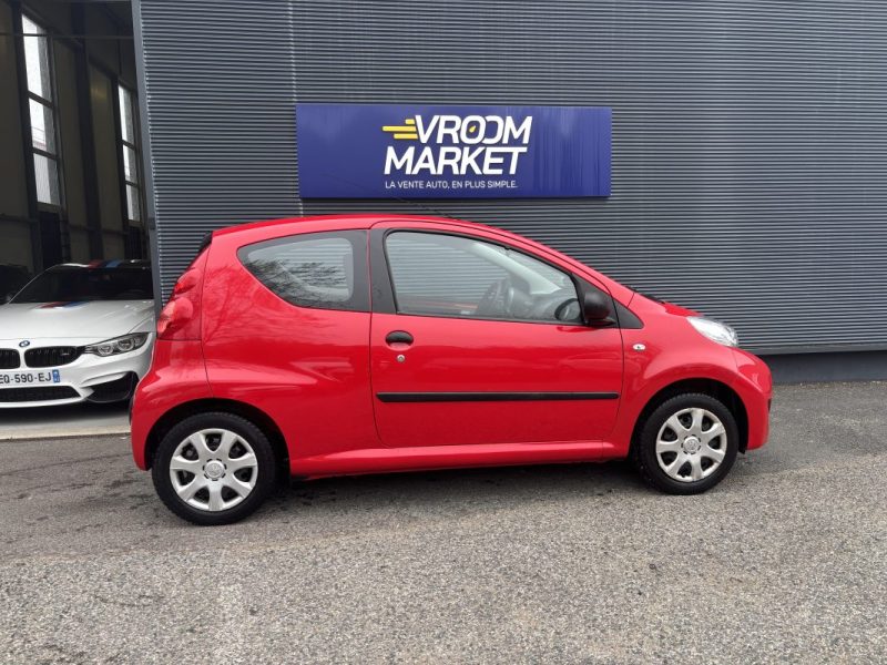 PEUGEOT 107 1.0 68CH 3P 2EME MAIN / SUIVI COMPLET PEUGEOT / MOTEUR A CHAINE 