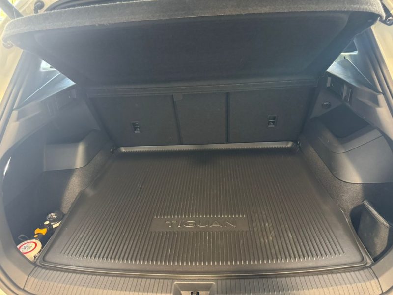 VOLKSWAGEN TIGUAN R-Line1.5 eTSI 150 DSG 2024 PACK BLACK 