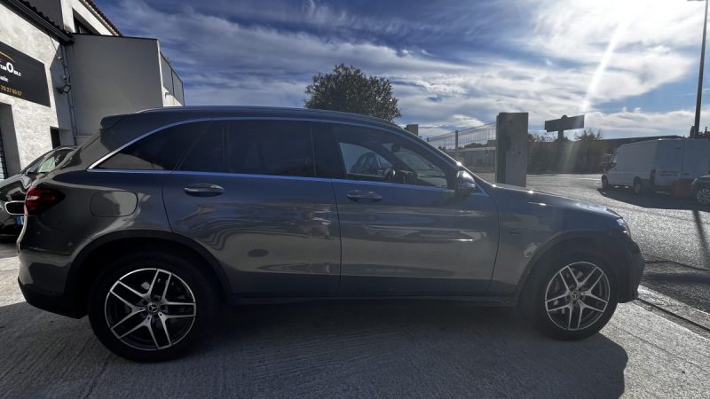 GLC 350 E HYBRID RECHARGEABLE 320 CV AMG TO 4MATIC 