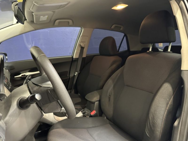 TOYOTA AURIS 2.0 D4D 126CH / MOTEUR A CHAINE / 2e MAIN