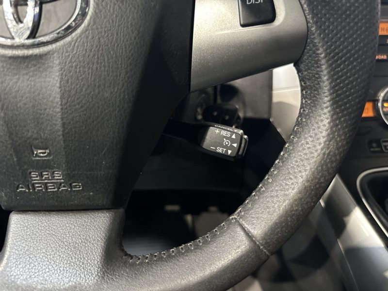 TOYOTA AURIS 2.0 D4D 126CH / MOTEUR A CHAINE / 2e MAIN