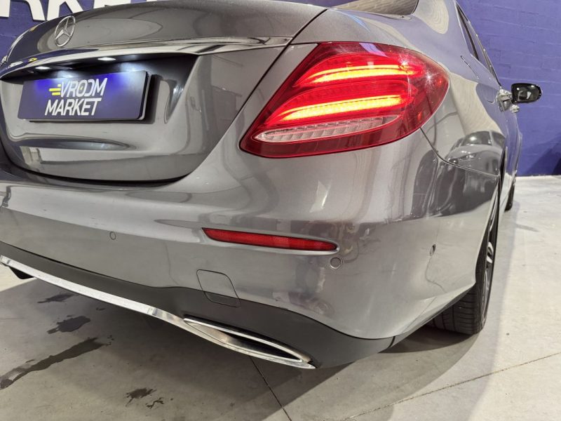 MERCEDES CLASSE E 220 D 194CH PACK AMG 9G-TRONIC / SUIVI COMPLET MERCEDES-CARPLAY