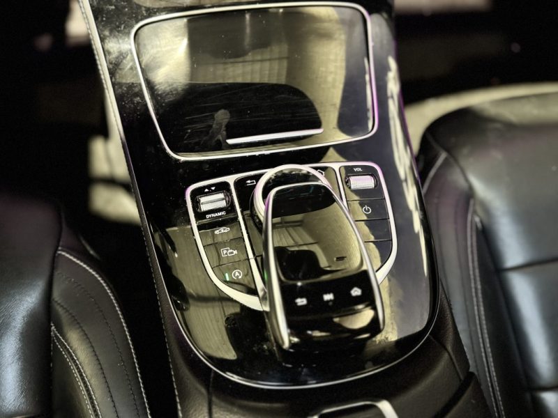 MERCEDES CLASSE E 220 D 194CH PACK AMG 9G-TRONIC / SUIVI COMPLET MERCEDES-CARPLAY