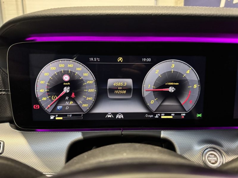 MERCEDES CLASSE E 220 D 194CH PACK AMG 9G-TRONIC / SUIVI COMPLET MERCEDES-CARPLAY