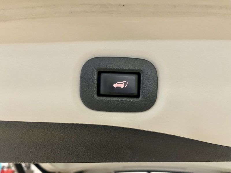 NISSAN X-Trail 1.6 DCI 130ch 4x2 Tekna Xtronic 7 places  