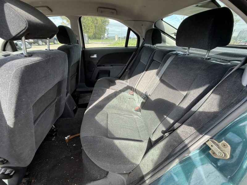 FORD MONDEO 2.0i 145ch 16V *En l'etat*