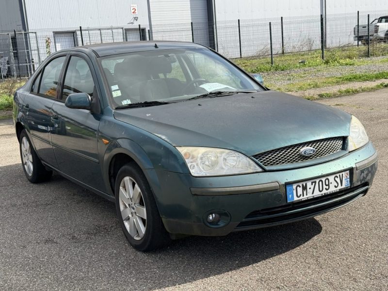 FORD MONDEO 2.0i 145ch 16V *En l'etat*