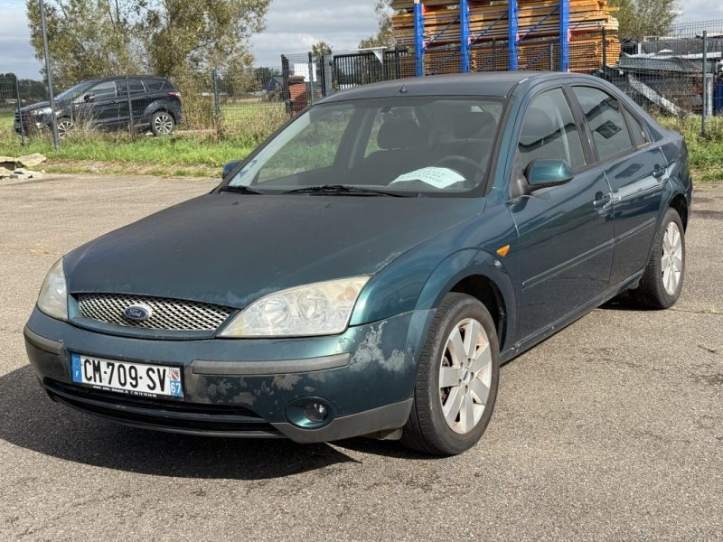 FORD MONDEO 2.0i 145ch 16V *En l'etat*