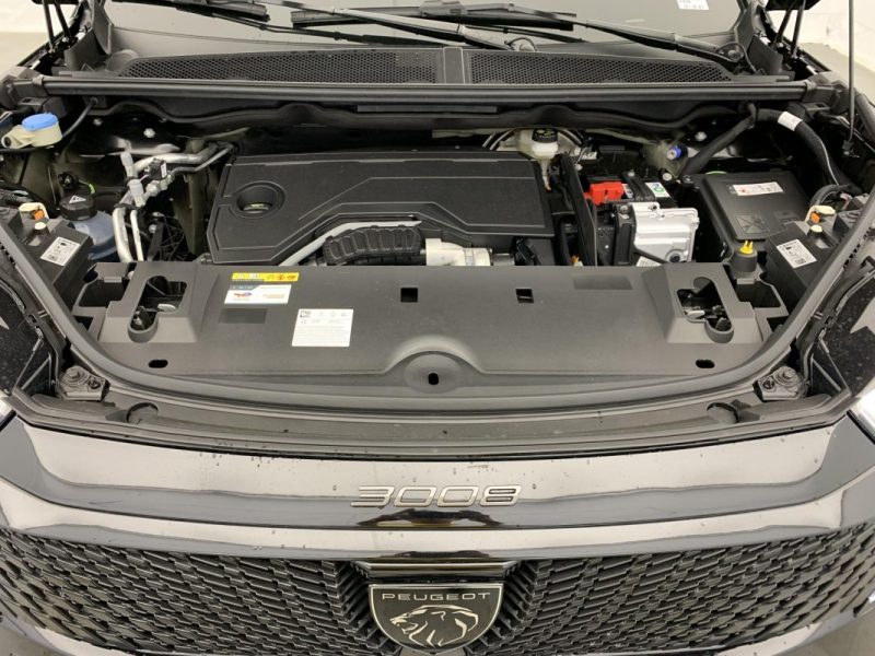 PEUGEOT 3008 HYBRID 145 E-DCS6 ALLURE 2025