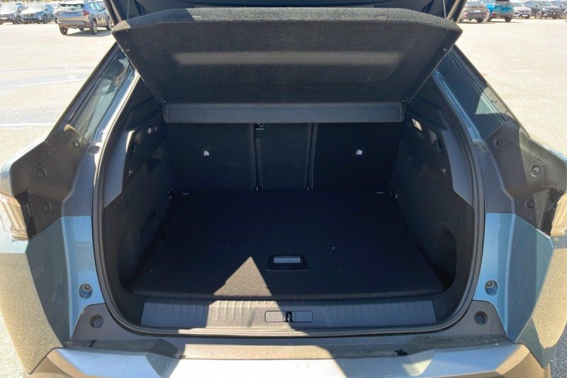 PEUGEOT 3008 HYBRID 145 E-DCS6 ALLURE 2025