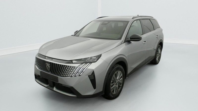 PEUGEOT 5008 HYBRID 145 E-DCS6 ALLURE 2025