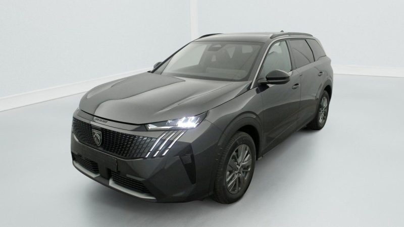 PEUGEOT 5008 HYBRID 145 E-DCS6 ALLURE 2025