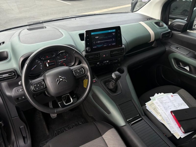 CITROËN BERLINGO 1.2 PureTech 110Ch XTR +🚐🍏 CarPlay / Caméra 📹 Reprise 🔄 Garantie 6 mois ✅