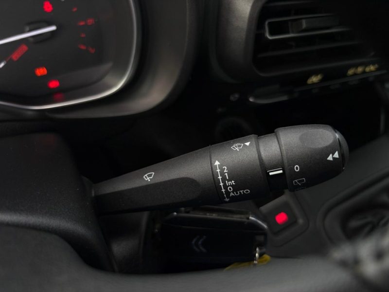 CITROËN BERLINGO 1.2 PureTech 110Ch XTR +🚐🍏 CarPlay / Caméra 📹 Reprise 🔄 Garantie 6 mois ✅