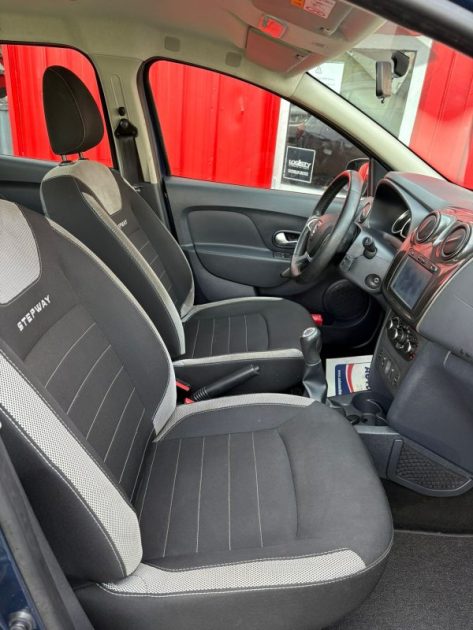 DACIA SANDERO 0.9 TCE 90CH LAURÉATE 2017