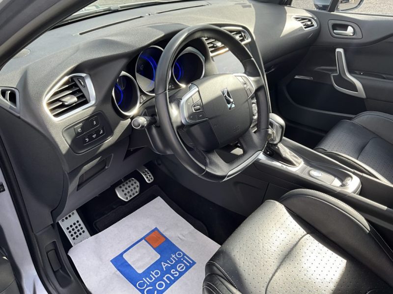 DS DS 4  1,6 BLUE-HDI 120 CV SO-CHIC *Boîte automatique