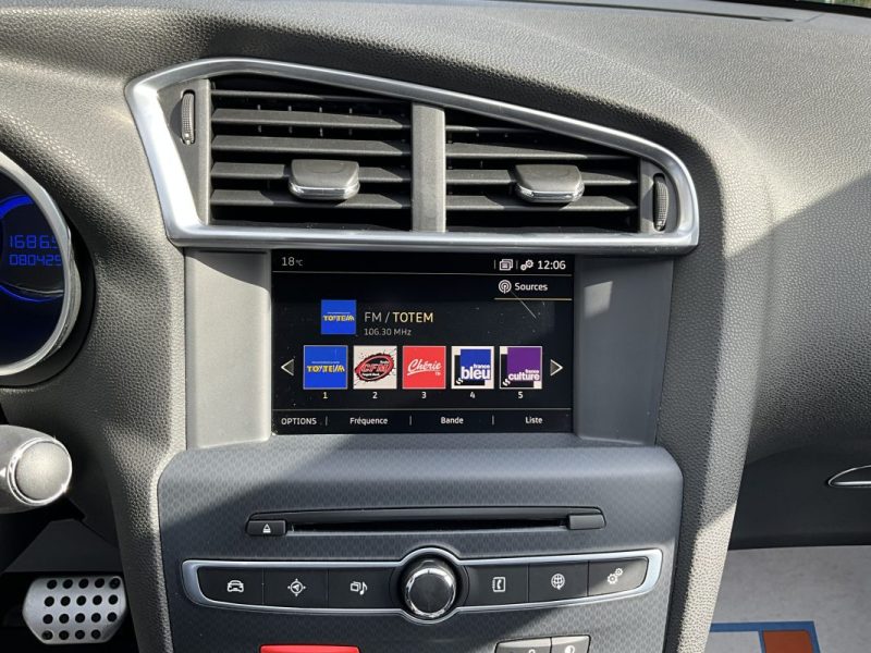 DS DS 4  1,6 BLUE-HDI 120 CV SO-CHIC *Boîte automatique