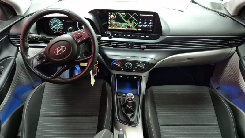 HYUNDAI I 20 BERLINE 1.0 100ch 48V BUSINESS/1 ERE MAIN/EXPORT ALGERIE TUNISIE 12490 HT