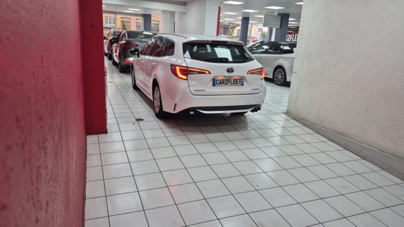 TOYOTA COROLLA TOURING SPORTS 184CV DYNAMIC BUSINESS/1 ERE MAIN/TVA RECUP 2021