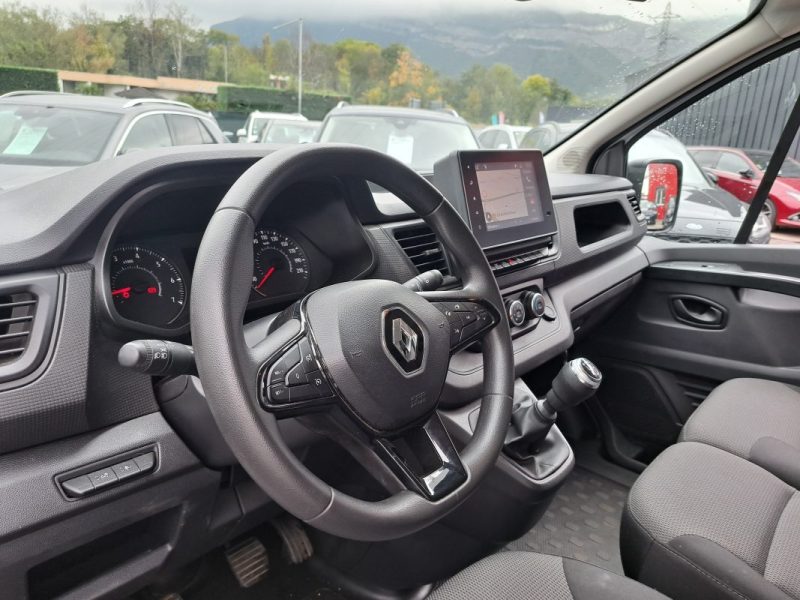 RENAULT TRAFIC L2 2.0 DCI 150CV PASSENGER 9 PLACES TVA RECUPERABLE
