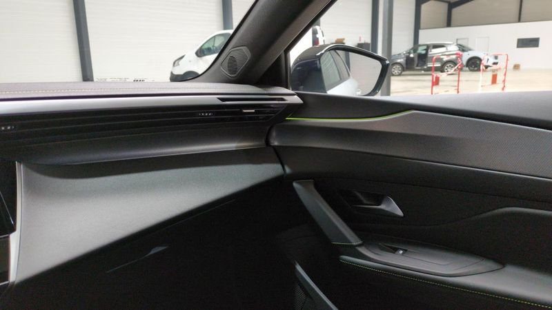 Peugeot 308 Bluehdi 130ch s&s eat8 gt + pack vision 360 & drive assist plus
