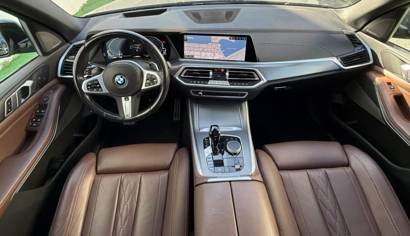 B.M.W. X5 XDRIVE 45E 394 CV PACK M / ATTELAGE / HUD / ORIGINE FRANCE 