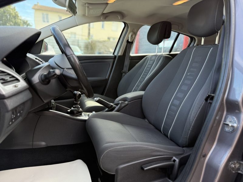 RENAULT MEGANE 1.5 DCI 110CH FAP AUTHENTIQUE ECO² 2013