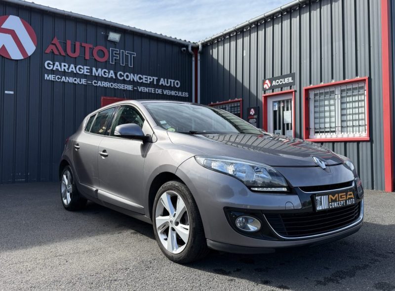 RENAULT MEGANE 1.5 DCI 110CH FAP AUTHENTIQUE ECO² 2013