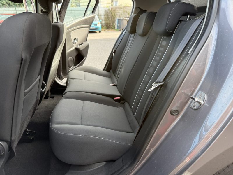 RENAULT MEGANE 1.5 DCI 110CH FAP AUTHENTIQUE ECO² 2013