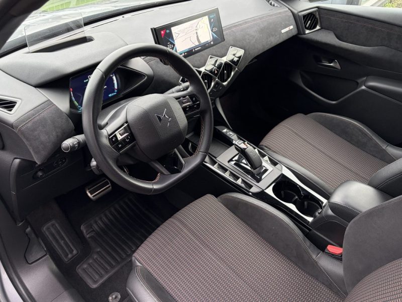 DS DS3 Crossback E-tense 136ch Performance Line / Tete haute / Camera / Angles morts / LEDS / Sièges