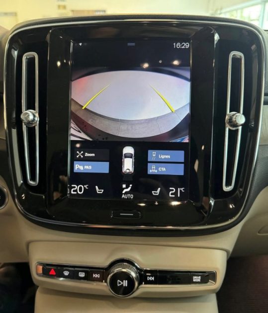 VOLVO XC 40 2019 D4 AWD 190ch R-Design Geartronic 8