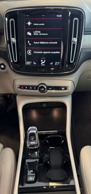 VOLVO XC 40 2019 D4 AWD 190ch R-Design Geartronic 8